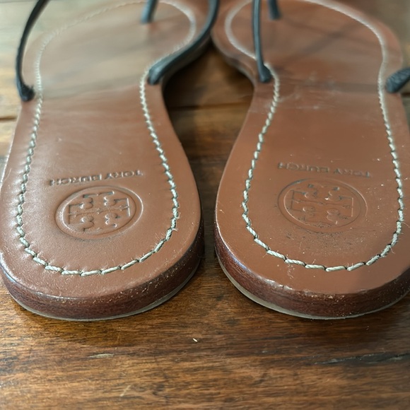 Black Tory Burch Mini Miller Sandels - Picture 4 of 5